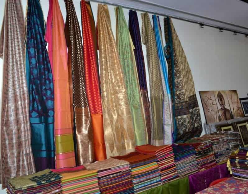 Poompuhar Sales Showroom