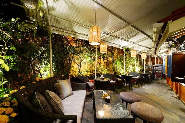 these-are-the-10-best-caf-s-in-mumbai-gq-india