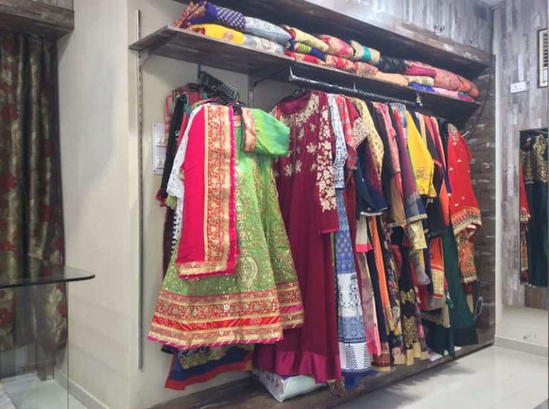 Top 18 Shopping Places in Indore | Famous Shopping Places in Indore
