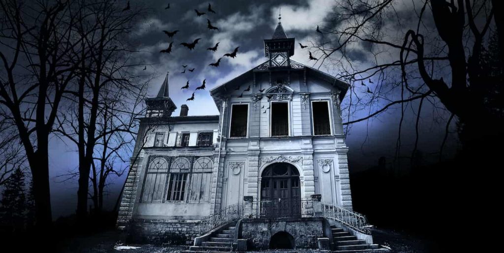 Horror Aficionados Must Visit The 15 Most Haunted Places in India