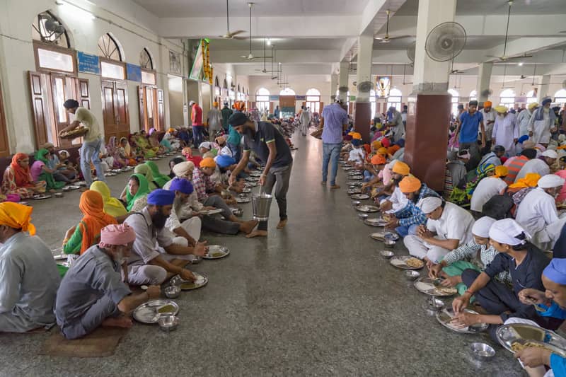 Pilgrims at the langar